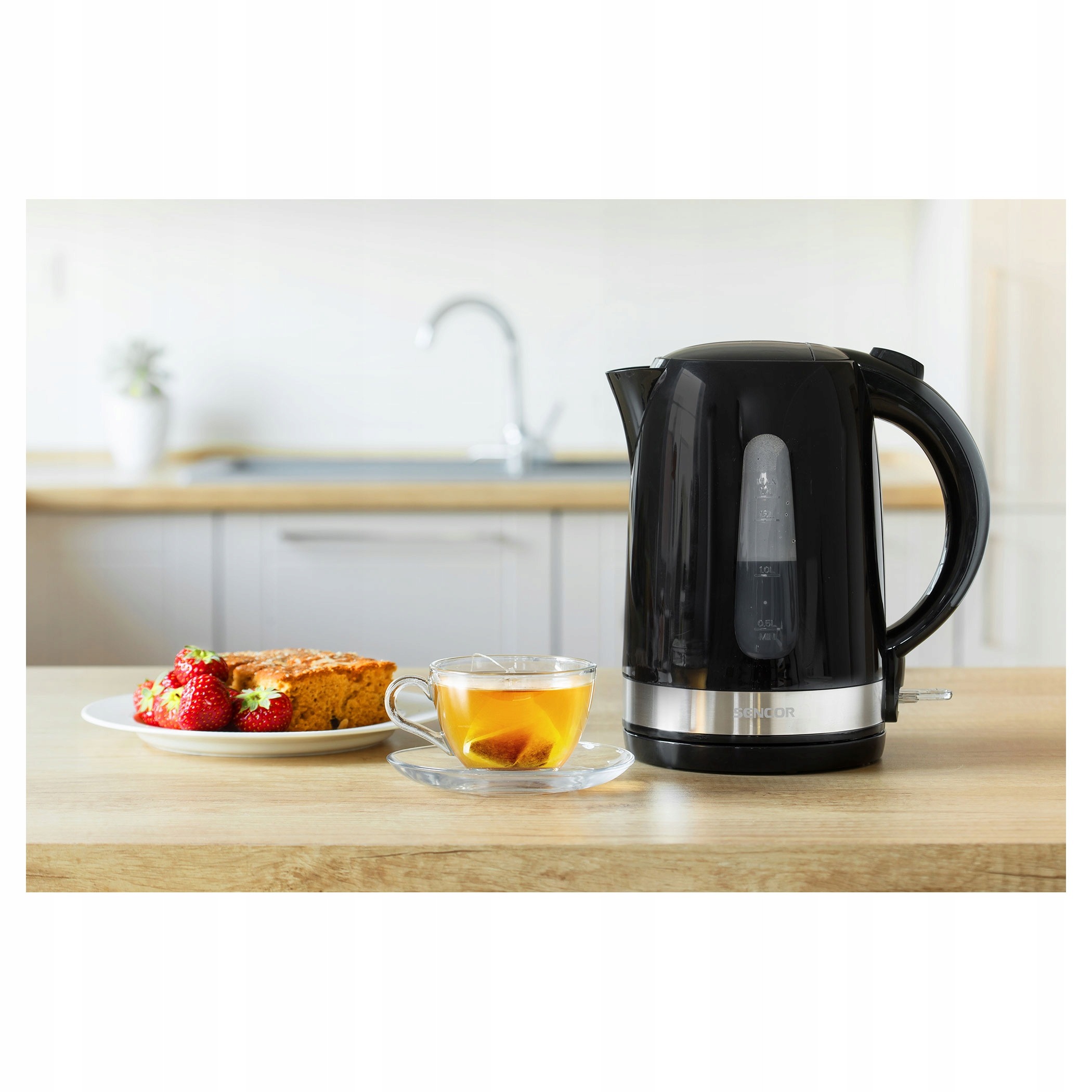 Czajnik elektryczny bezprzewodowy SWK1749BK czarny