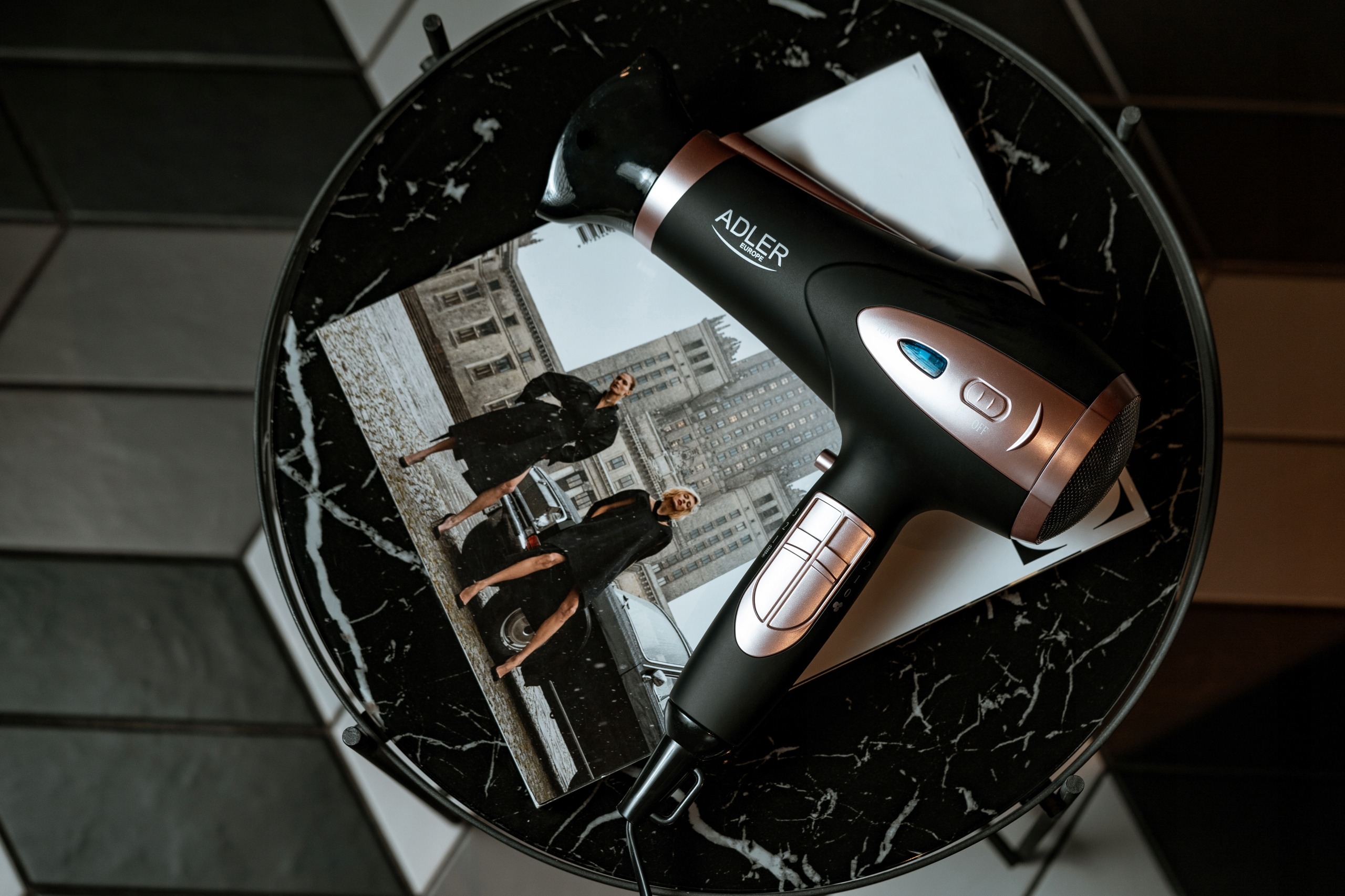 SUSZARKA DO WŁOSÓW Z JONIZACJĄ 2400W DYFUZOR BLACK