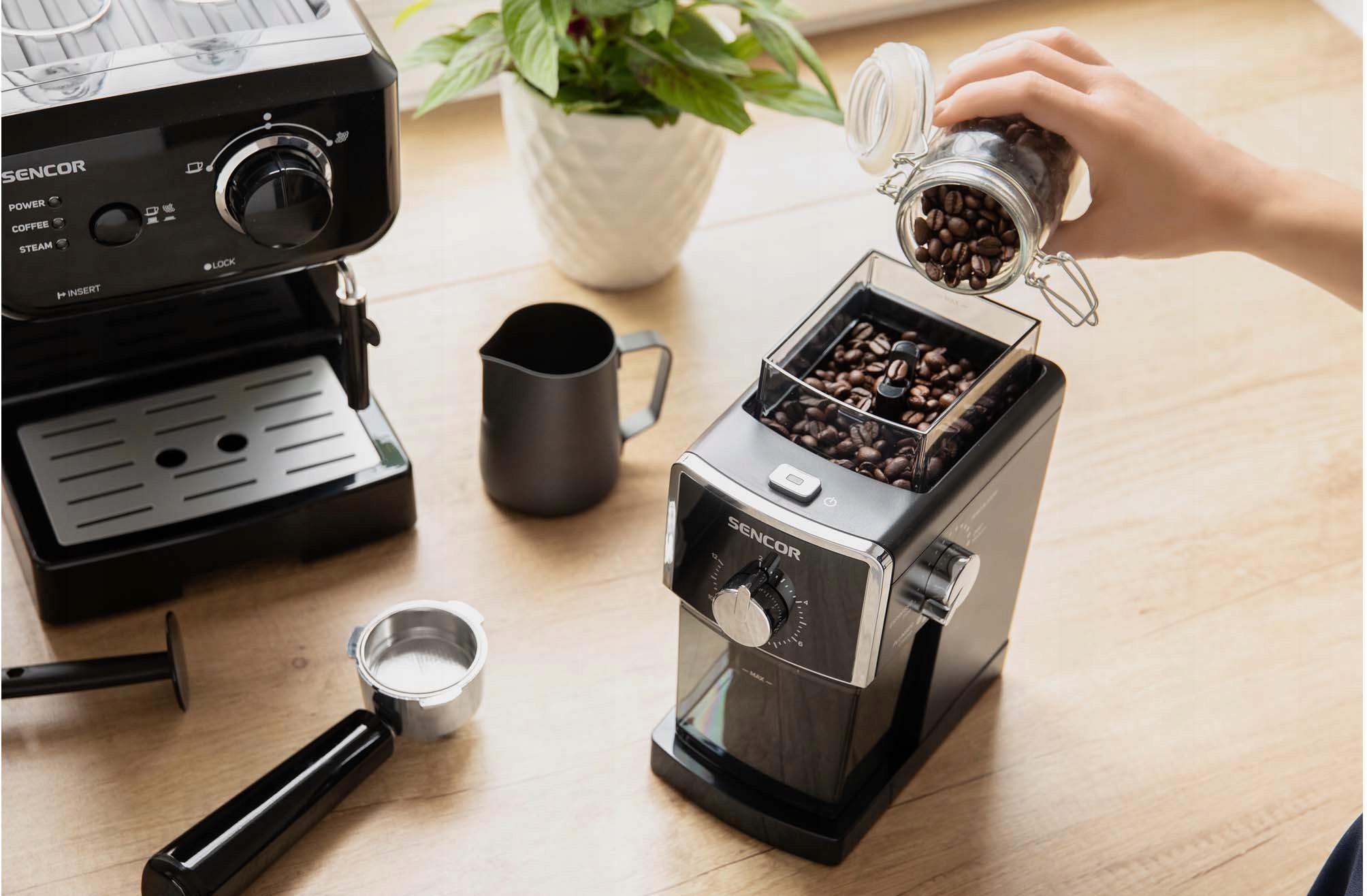 Młynek elektryczny Sencor SCG5050BK 110 W czarny