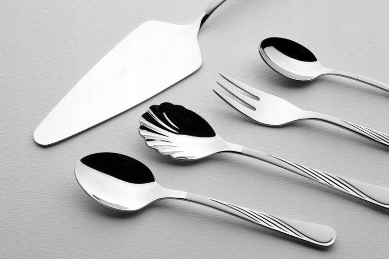 Komplet sztućców Gerlach Celestia 68 el. WALIZKA