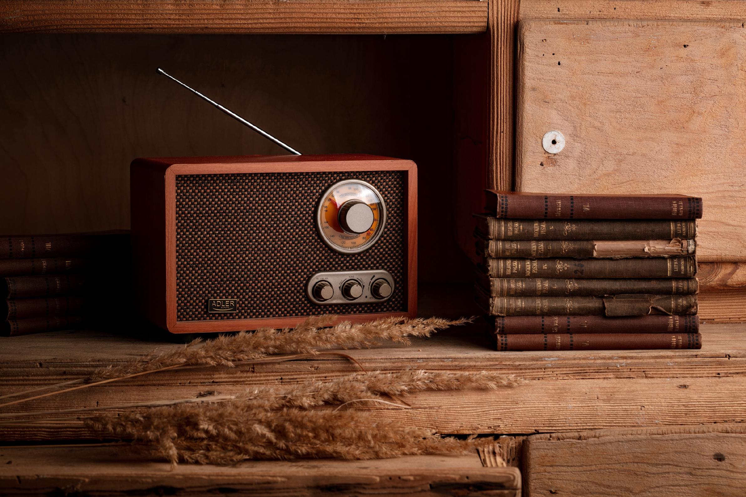 RADIO KUCHENNE RETRO BLUETOOTH FM/AM REGUL. AD1171