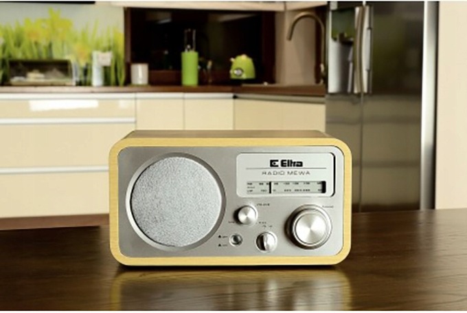 RADIO KUCHENNE RETRO SIECIOWE DREWNO JASNE
