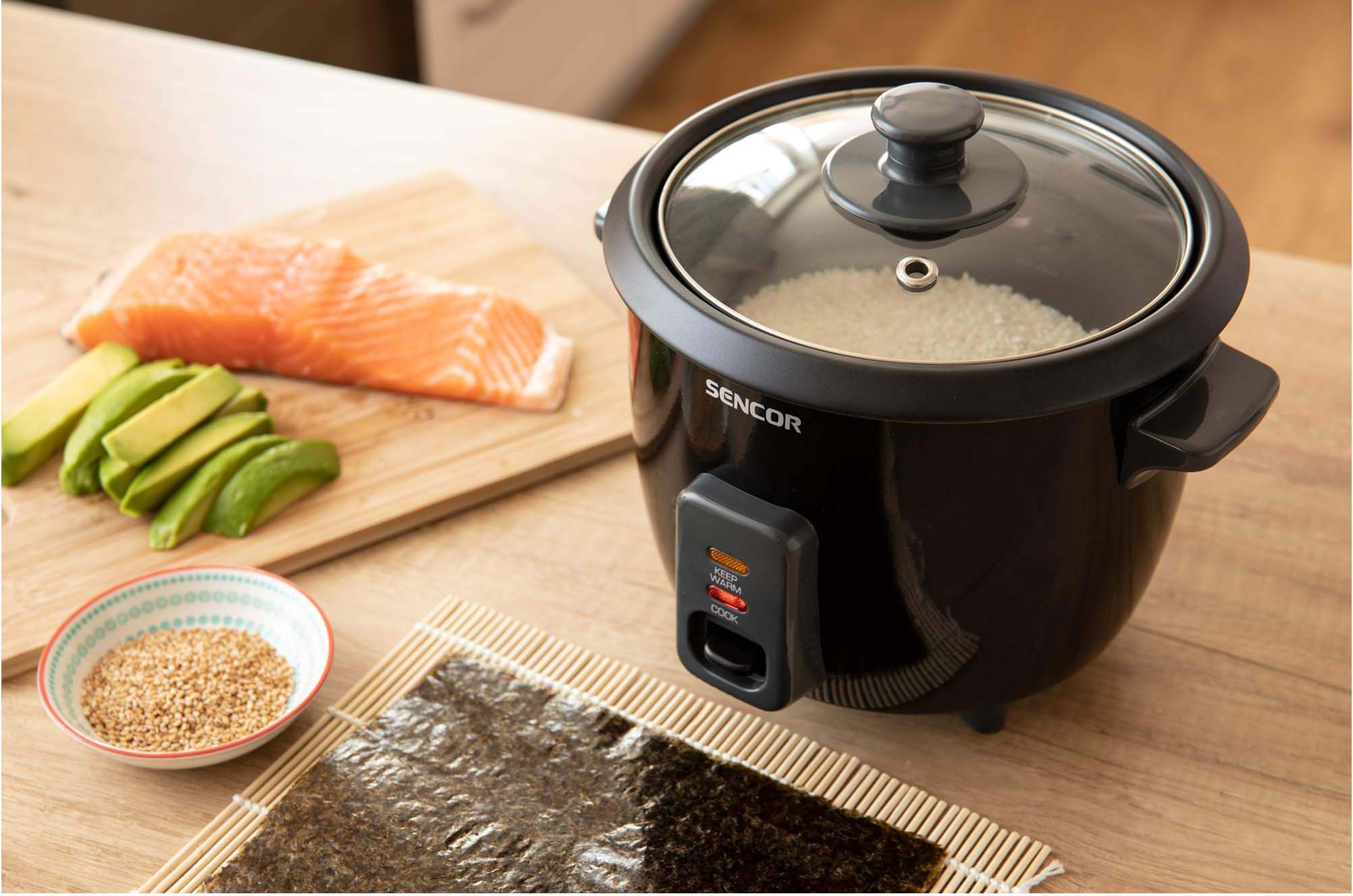 Garnek do gotowania ryżu SRM0601BK czarny 300 W