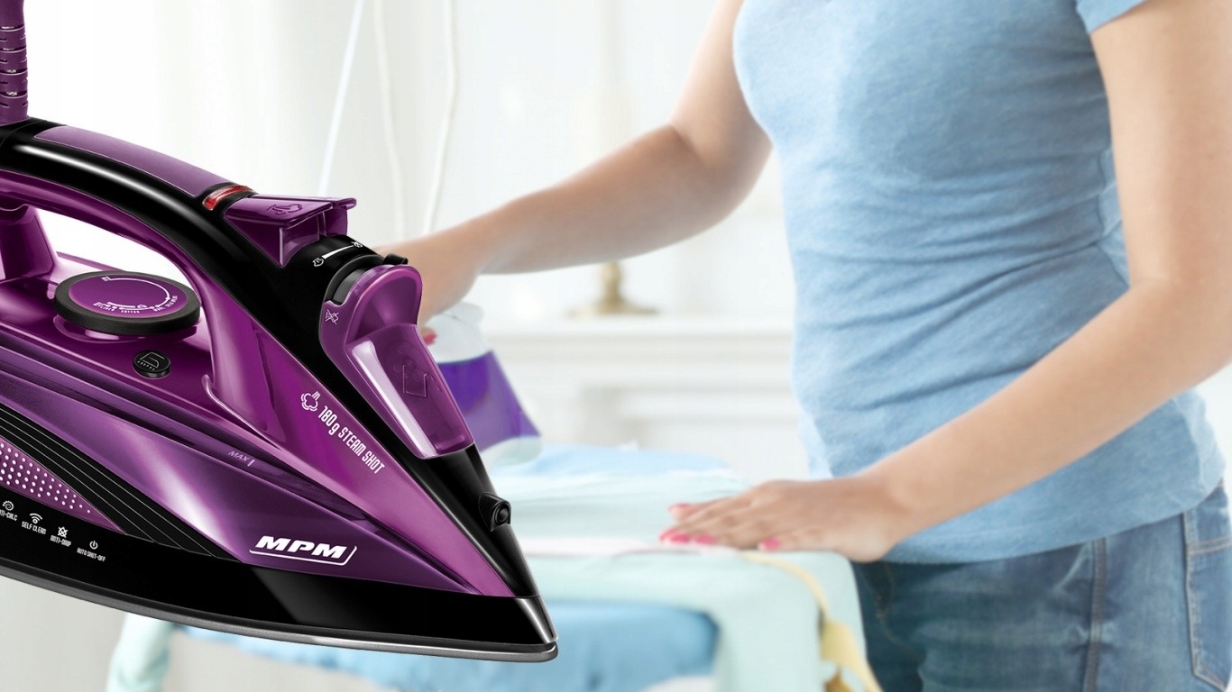Żelazko MPM MZE21/RS 2800 W