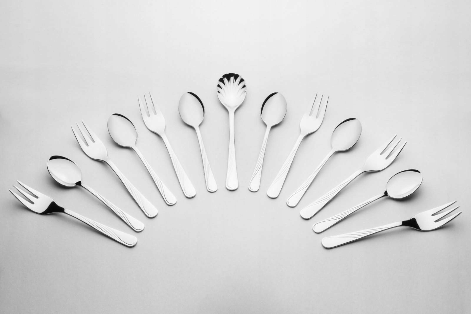 Komplet sztućców Gerlach Celestia 68 el. WALIZKA