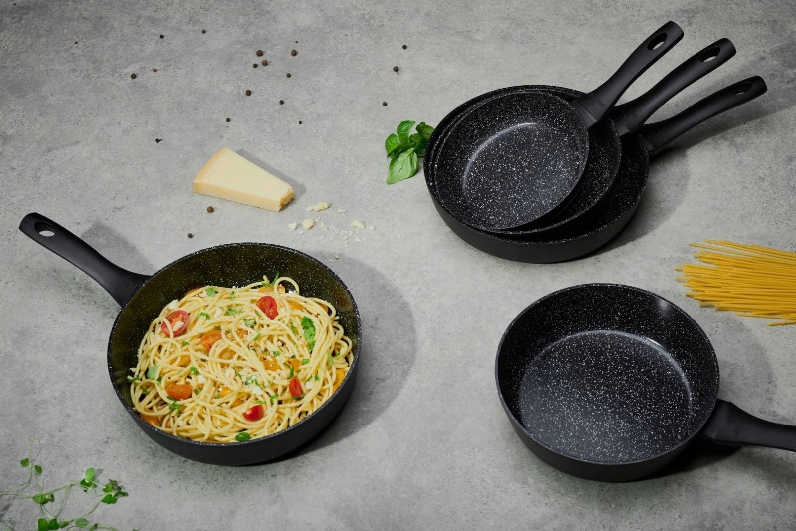 Patelnia Gerlach Granitex 28cm 4warstwowe dno BLAC